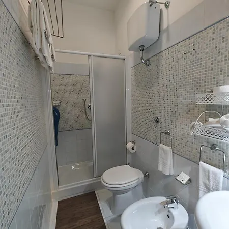 Domus Roxy Guest house *