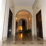 Domus Roxy Guest house 4*