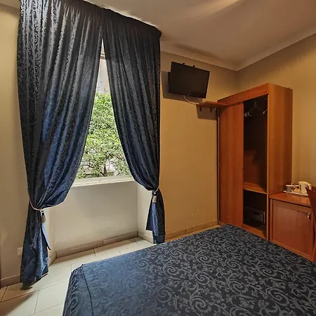 Domus Roxy Konukevi Roma
