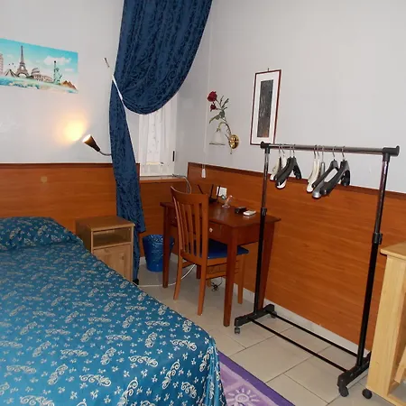 Konukevi Domus Roxy 4*